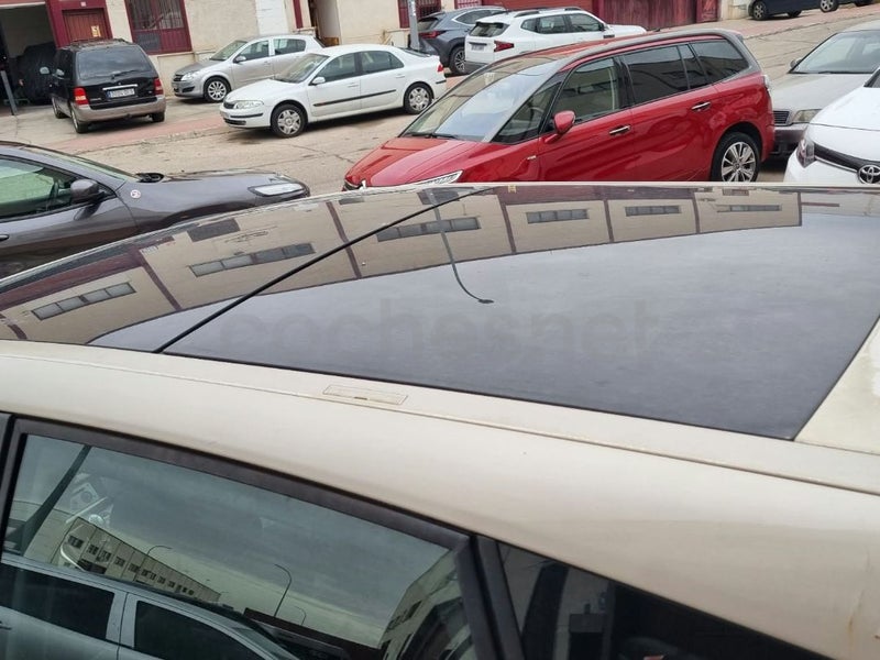 Foto 15 de Renault Grand Scénic Dynamique 7 plazas 1.9dCi EU4