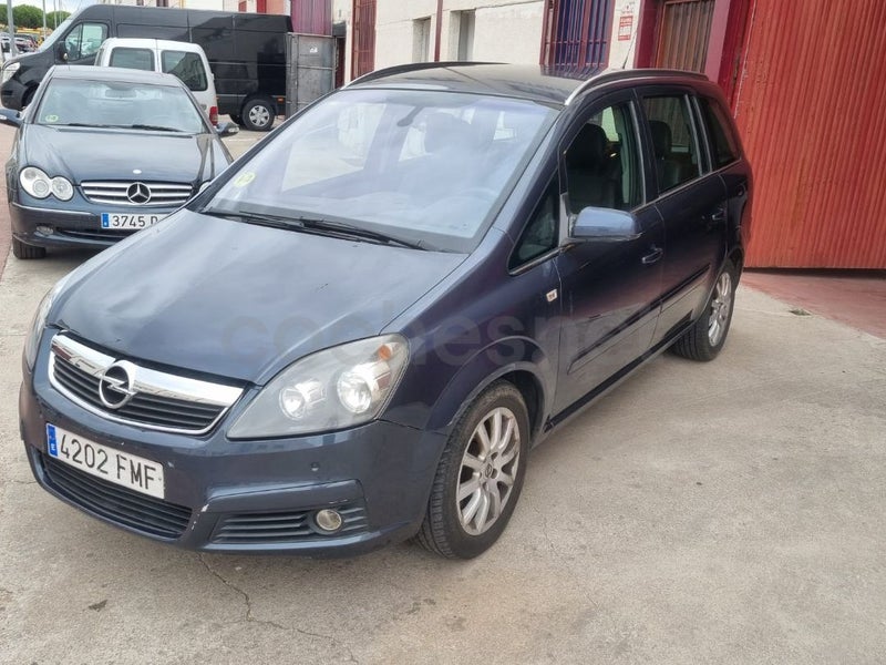 Foto 3 de Opel Zafira Cosmo 1.9 CDTi 8v 120 CV Auto