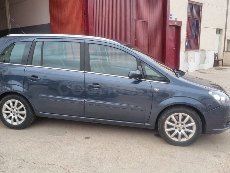 Foto 10 de Opel Zafira Cosmo 1.9 CDTi 8v 120 CV Auto