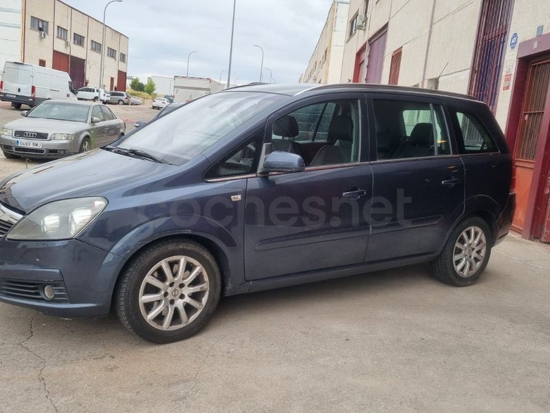 Foto 11 de Opel Zafira Cosmo 1.9 CDTi 8v 120 CV Auto