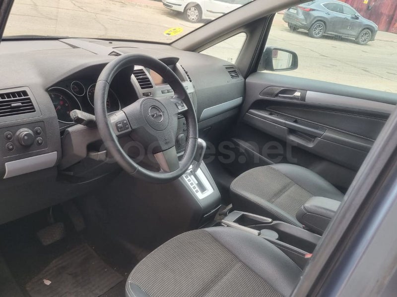 Foto 16 de Opel Zafira Cosmo 1.9 CDTi 8v 120 CV Auto