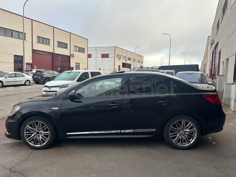 Foto 10 de Suzuki Kizashi 2.4 Sport 4x4 CVT