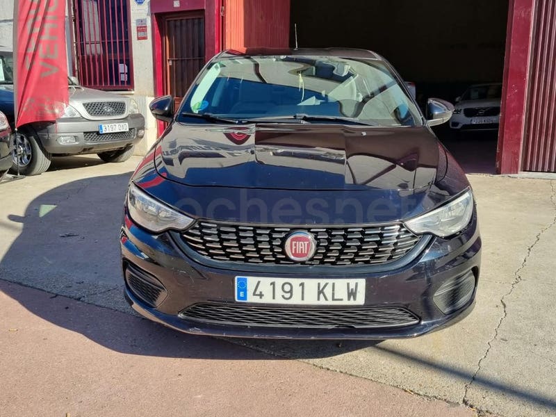 Foto 4 de Fiat Tipo 1.4 16v Pop gasolina