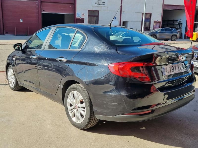 Foto 6 de Fiat Tipo 1.4 16v Pop gasolina