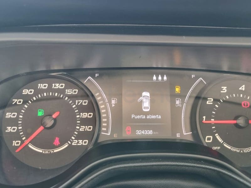 Foto 24 de Fiat Tipo 1.4 16v Pop gasolina