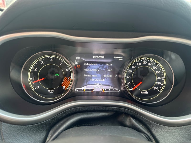 Foto 14 de Jeep Cherokee 3.2 Trailhawk Auto 4x4 Active Drive Lock