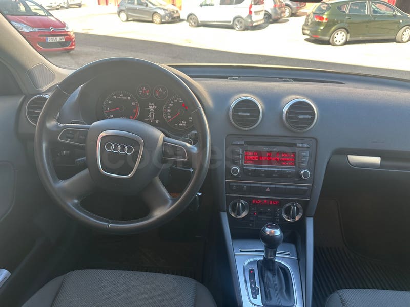 Foto 9 de Audi A3 Sportback 1.4 TFSI Attraction