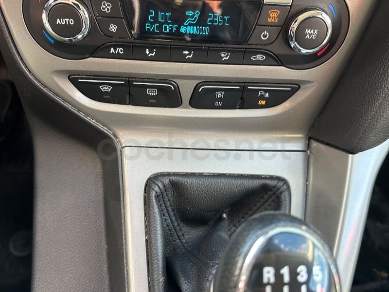 Foto 14 de Ford Focus 1.6 TDCi Edition
