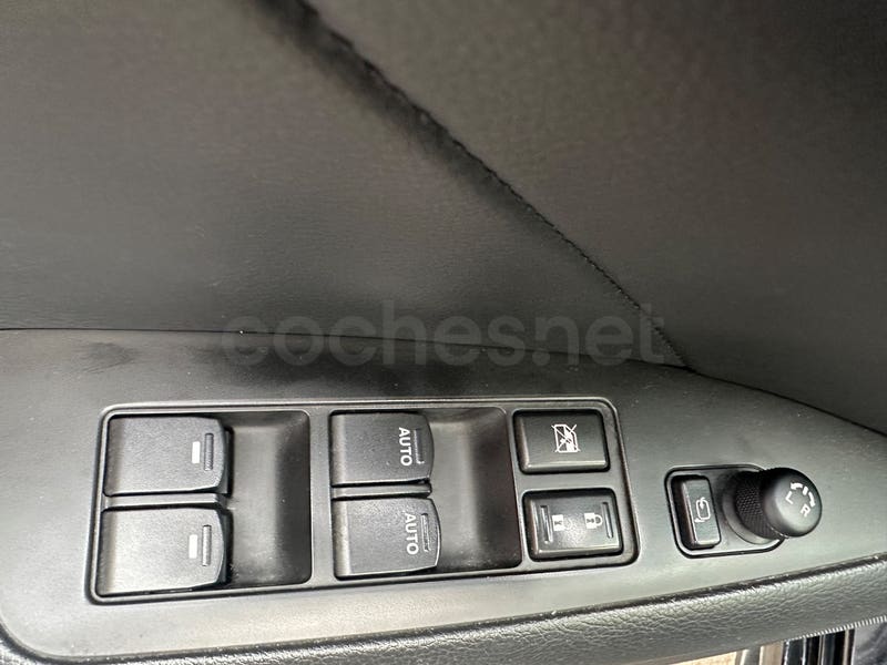 Foto 17 de Suzuki Kizashi 2.4 Sport 4x4 CVT