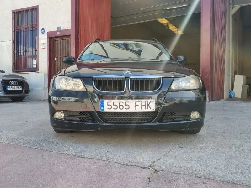 Foto 6 de BMW Serie 3 320d Touring