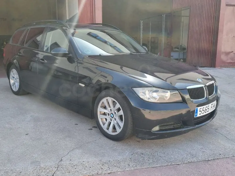 Foto 7 de BMW Serie 3 320d Touring