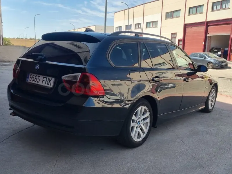 Foto 8 de BMW Serie 3 320d Touring
