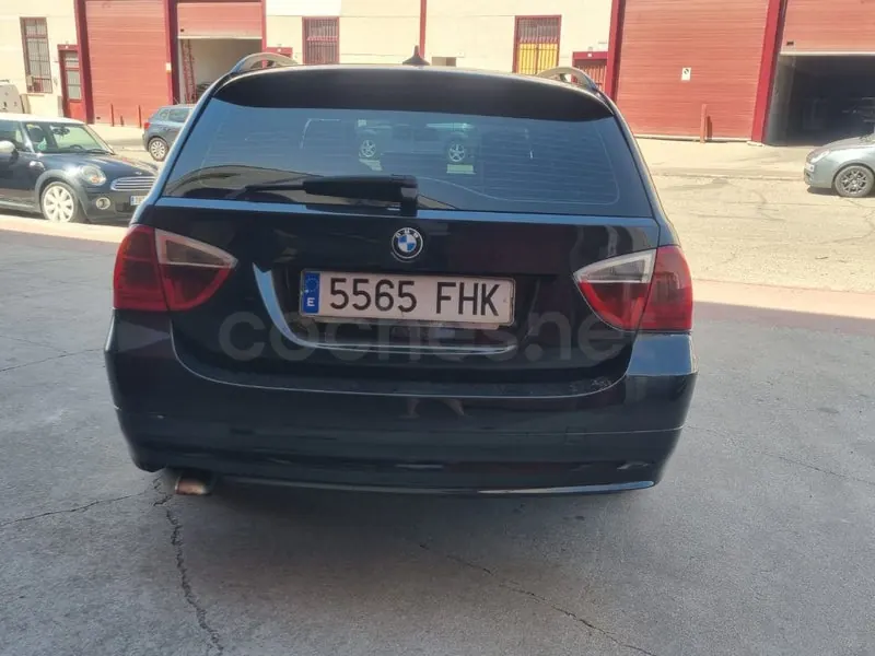 Foto 11 de BMW Serie 3 320d Touring