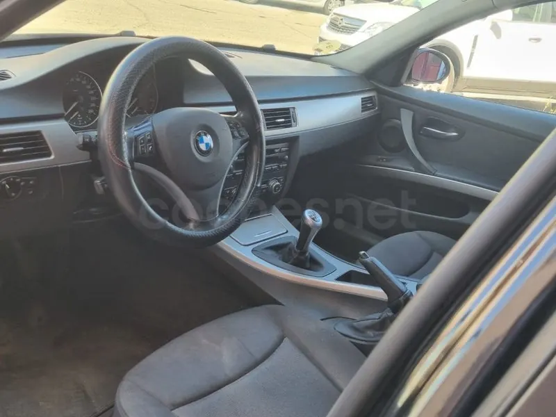 Foto 13 de BMW Serie 3 320d Touring
