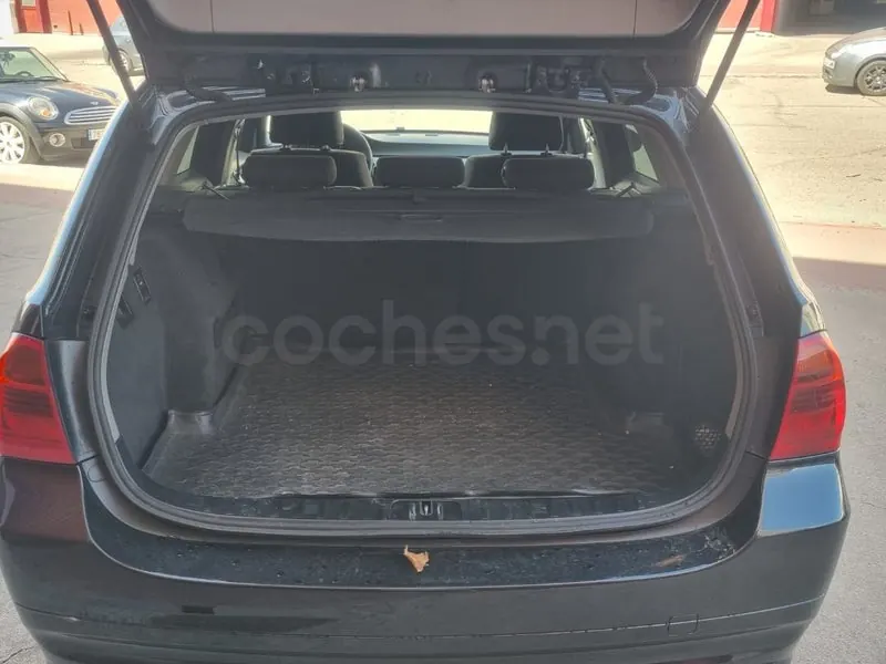 Foto 25 de BMW Serie 3 320d Touring