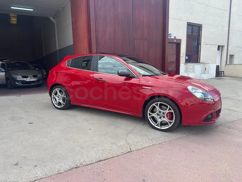 Foto 3 de Alfa Romeo Giulietta 2.0 JTDm Collezione