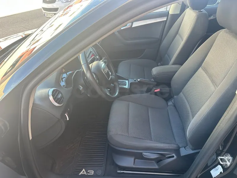 Foto 9 de Audi A3 Sportback 1.4 TFSI Attraction