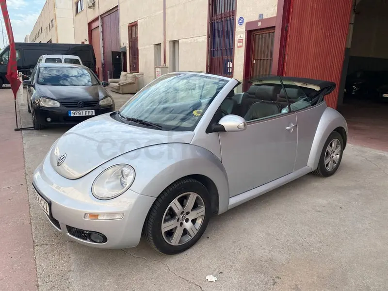 Foto 2 de Volkswagen New Beetle 1.9 TDI Cabriolet