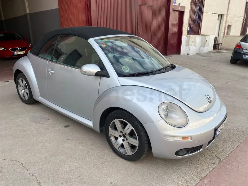 Foto 4 de Volkswagen New Beetle 1.9 TDI Cabriolet