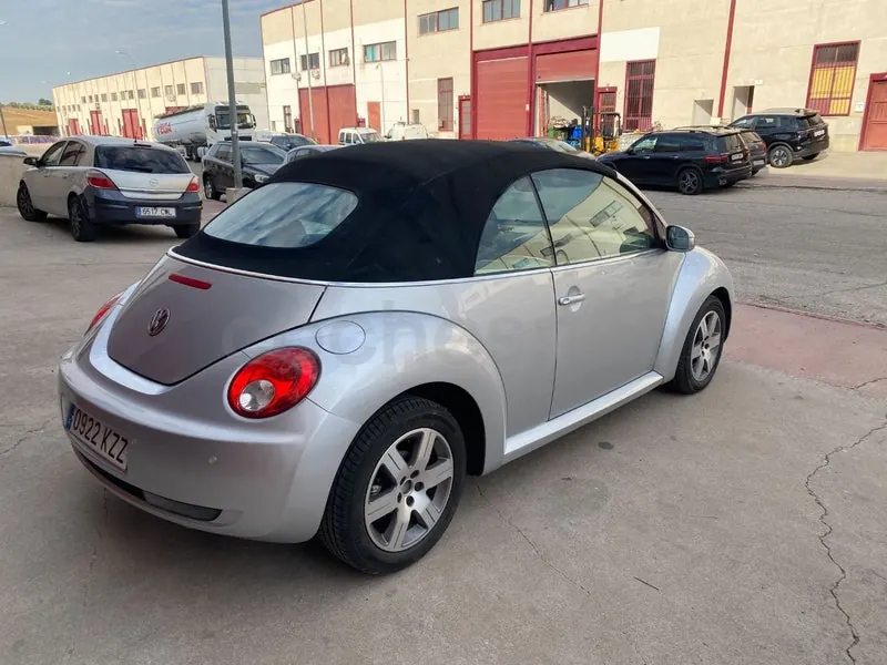 Foto 5 de Volkswagen New Beetle 1.9 TDI Cabriolet