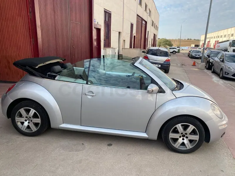 Foto 9 de Volkswagen New Beetle 1.9 TDI Cabriolet