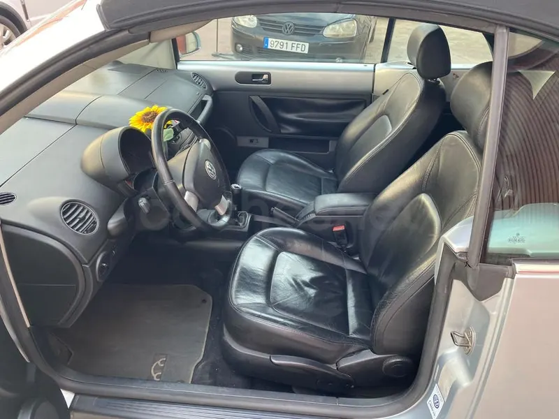 Foto 17 de Volkswagen New Beetle 1.9 TDI Cabriolet