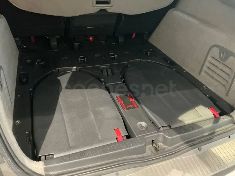 Foto 5 de Renault Grand Scénic EXCEPTION 2.0 16V