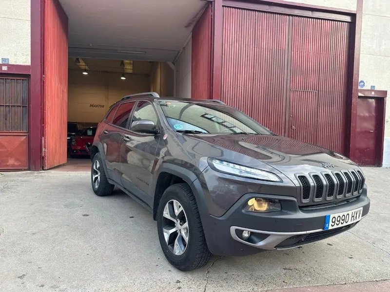 Foto 5 de Jeep Cherokee 3.2 Trailhawk Auto 4x4 Active Drive Lock