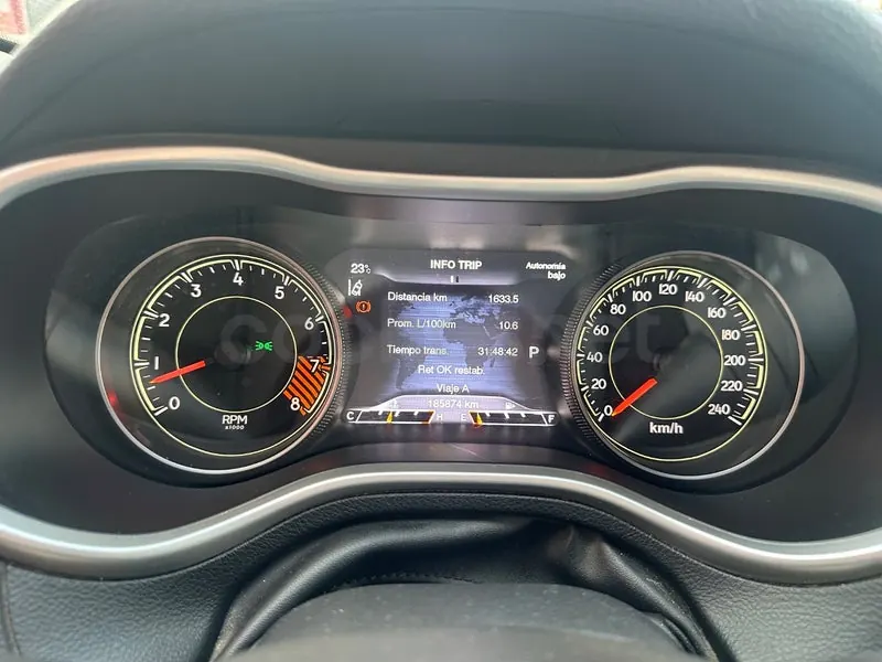 Foto 14 de Jeep Cherokee 3.2 Trailhawk Auto 4x4 Active Drive Lock