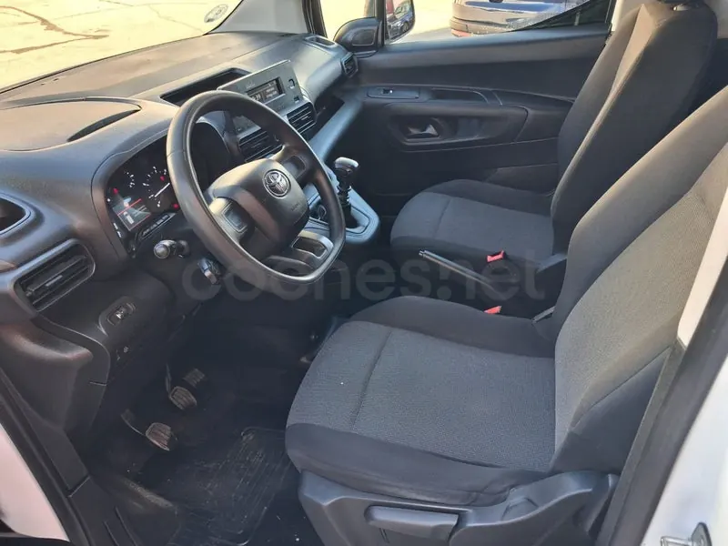 Foto 8 de Toyota Proace City Verso 1.5D Family Active L1
