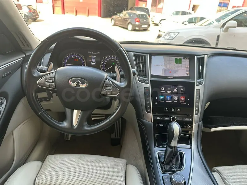 Foto 7 de Infiniti Q50 3.5 V6 HYBRID GT SPORT RWD AUTO
