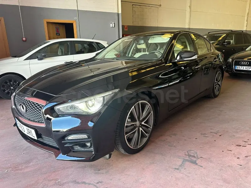 Foto 30 de Infiniti Q50 3.5 V6 HYBRID GT SPORT RWD AUTO
