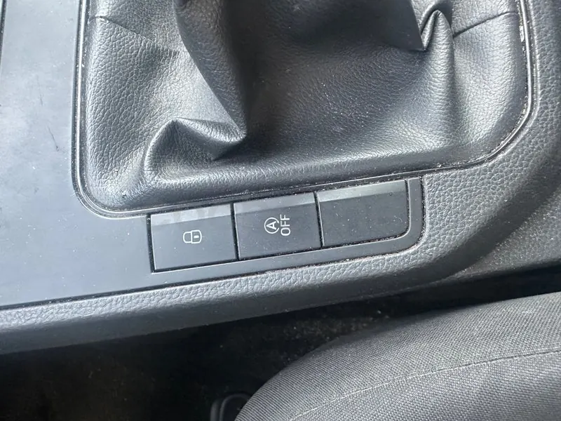 Foto 12 de SEAT Ibiza 1.0 MPI Reference Plus