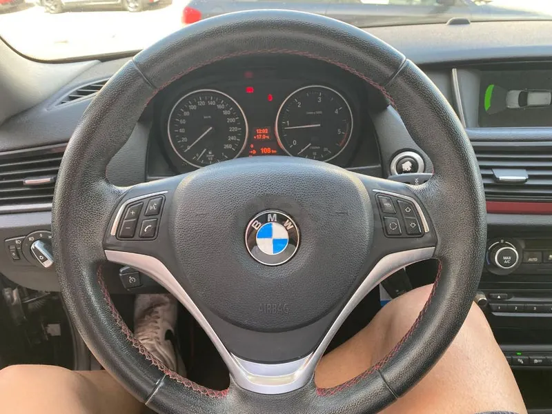 Foto 14 de BMW X1 xDrive20dA